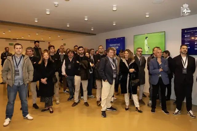 ÉXITO DE PARTICIPACIÓN EN LA VISITA AL DÉPOR MUSEO&TOUR